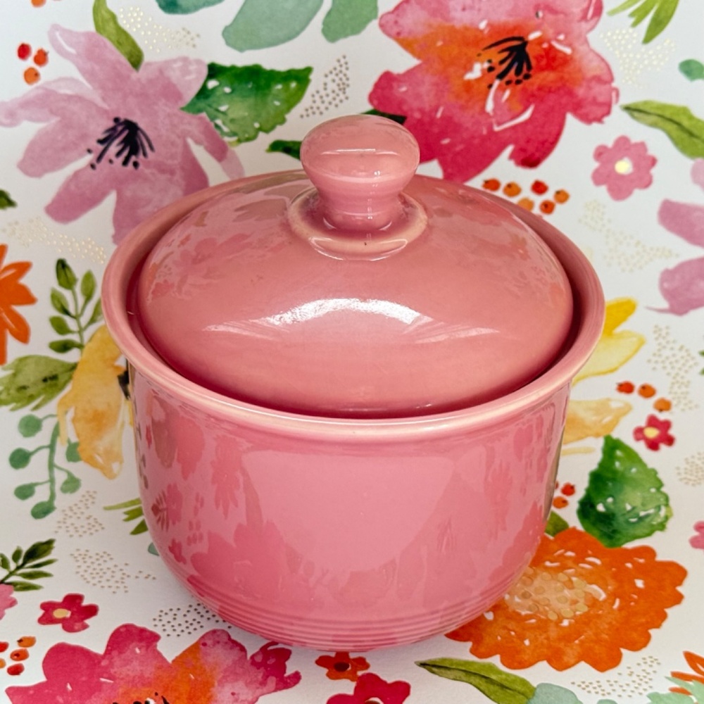 VINTAGE NANCY CALHOUN Lidded Sugar Bowl Pink Stoneware Japan